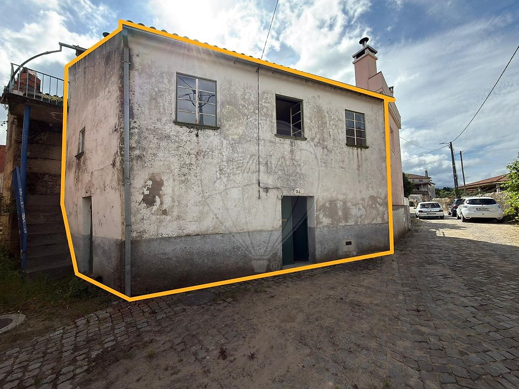 Apartamento T1 à venda em Seia