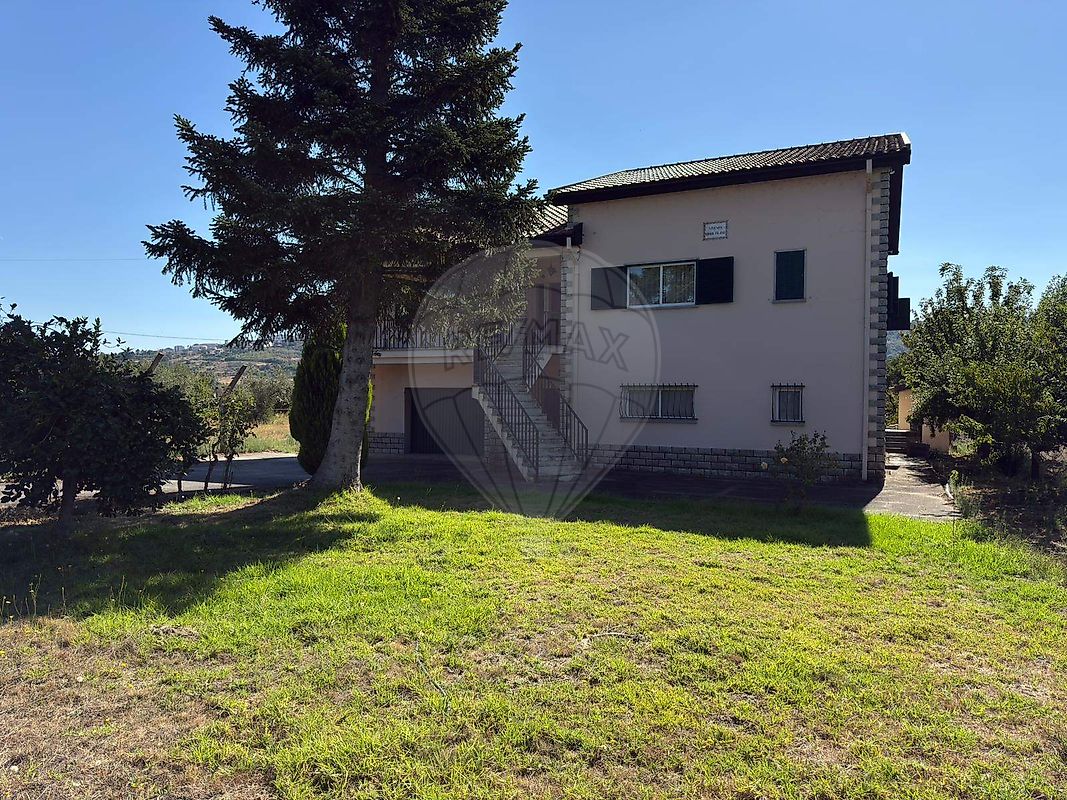 Apartamento T3 à venda em Covilhã
