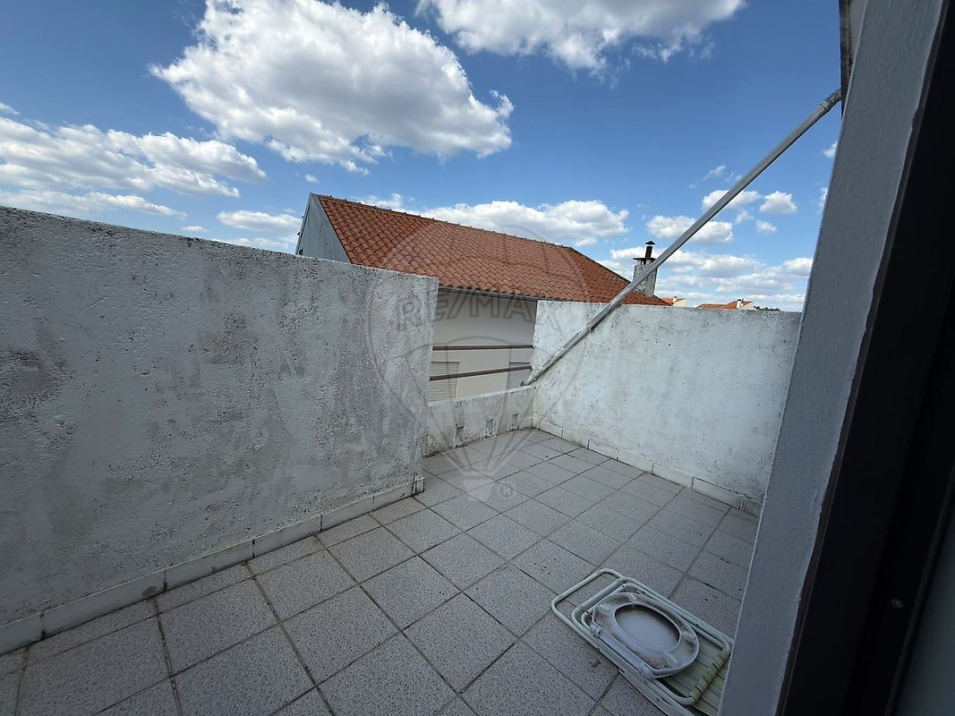 Moradia T2 à venda em Santa Marinha e São Martinho, Seia — foto 7