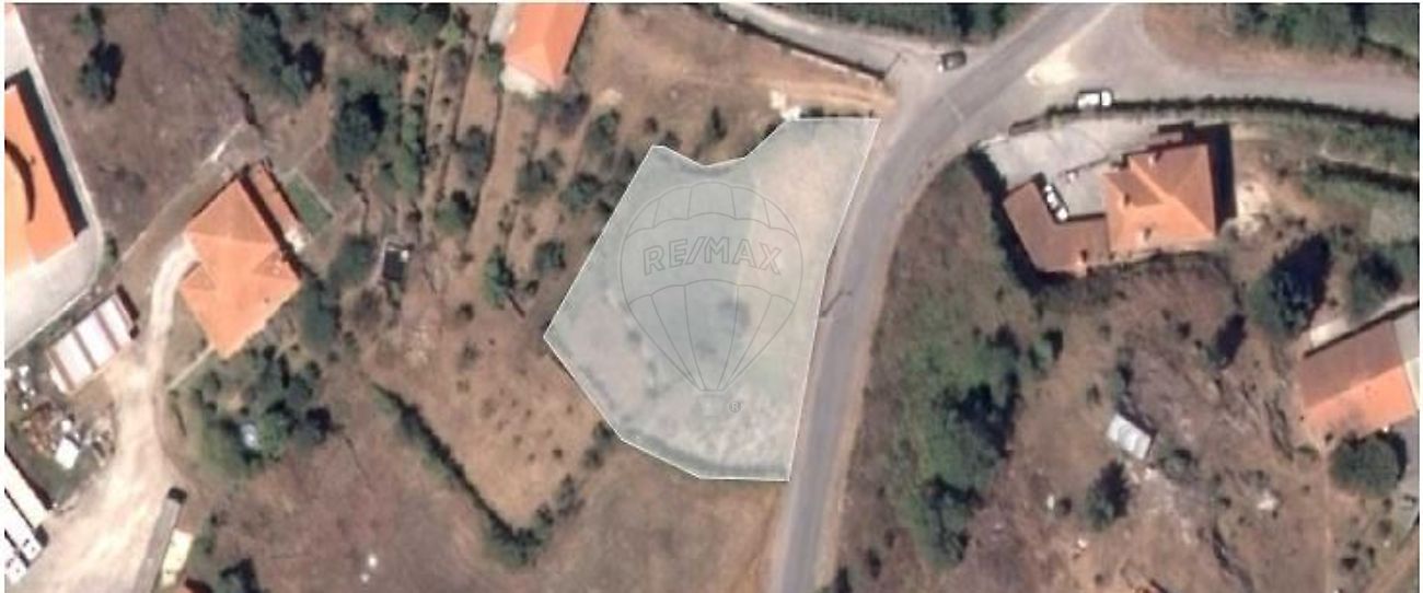 Terreno - Arcozelo das Maias, Oliveira de Frades, Viseu