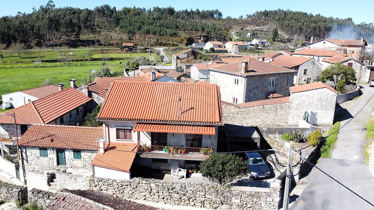 Moradia T3 à venda em Pinheiro, Oliveira de Frades — foto 2