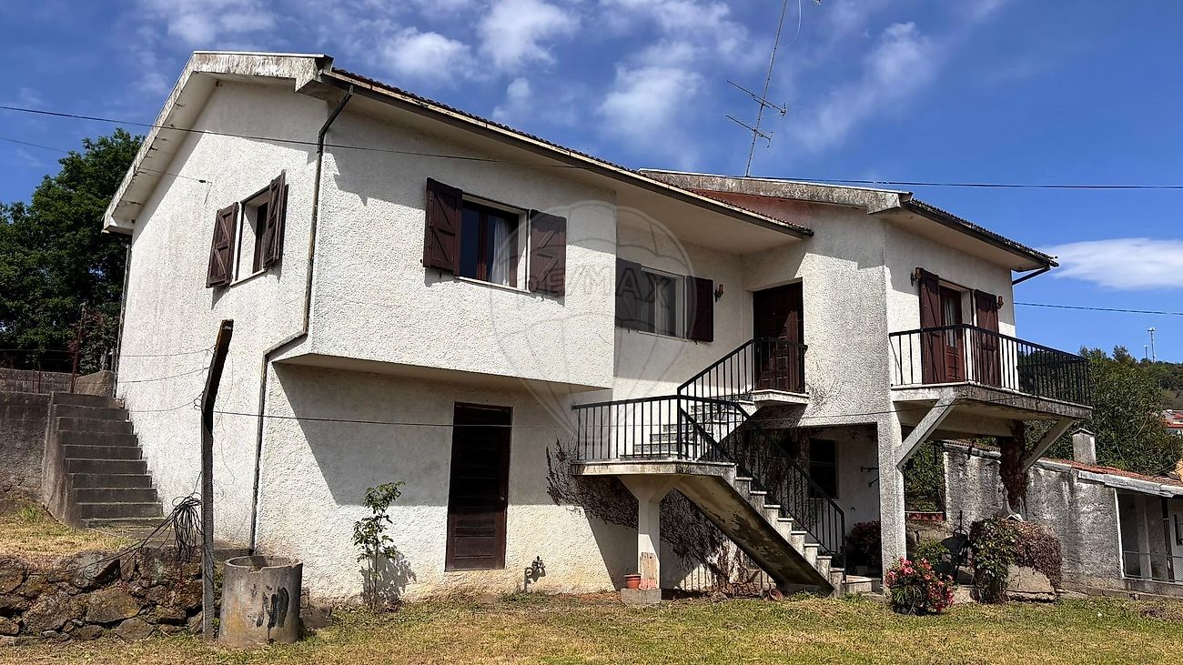 Moradia - São Pedro do Sul, Várzea e Baiões, São Pedro do Sul, Viseu