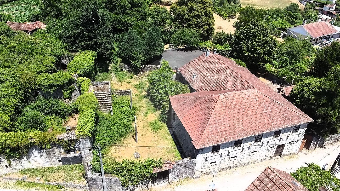 Moradia - Sul, São Pedro do Sul, Viseu