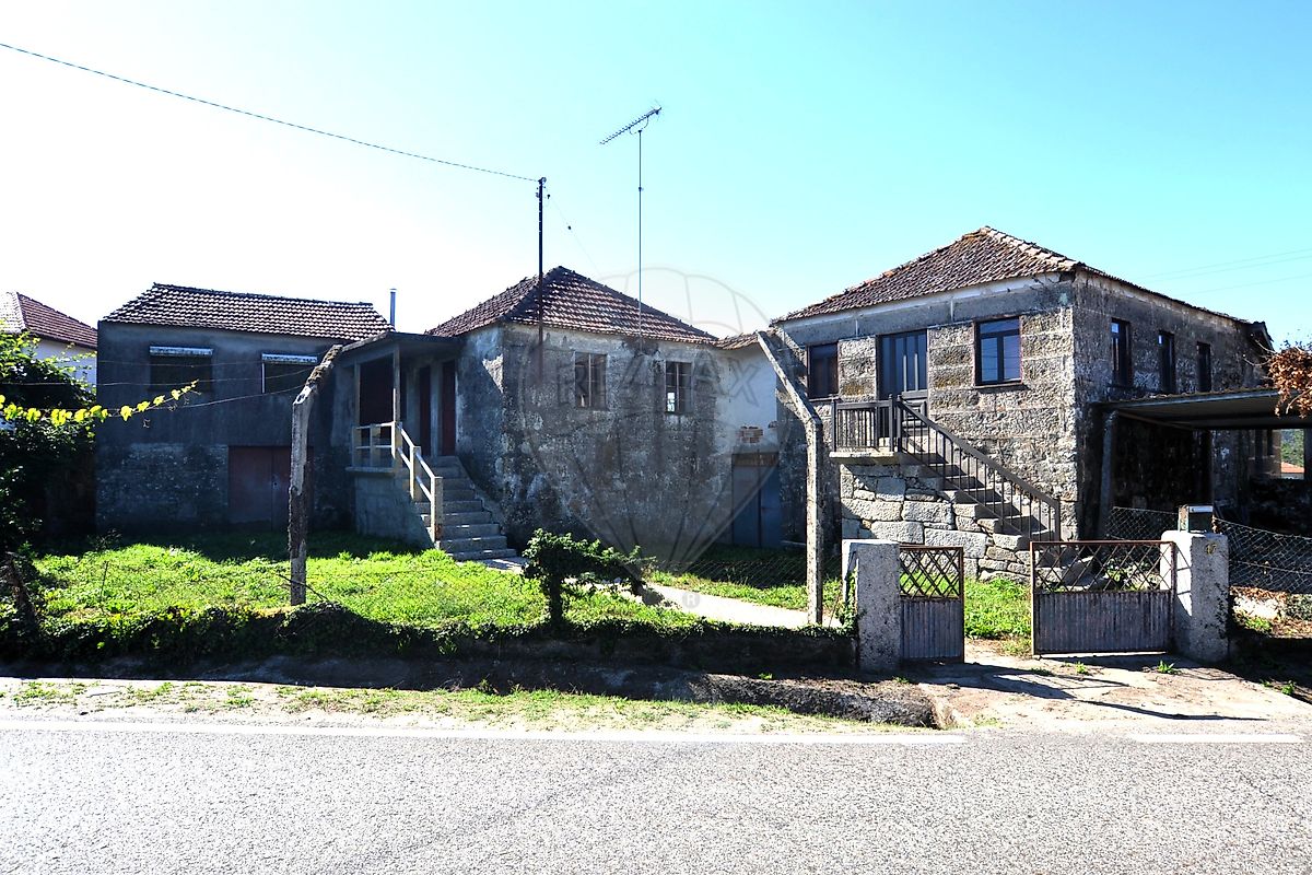 Apartamento T5 à venda em São Pedro do Sul