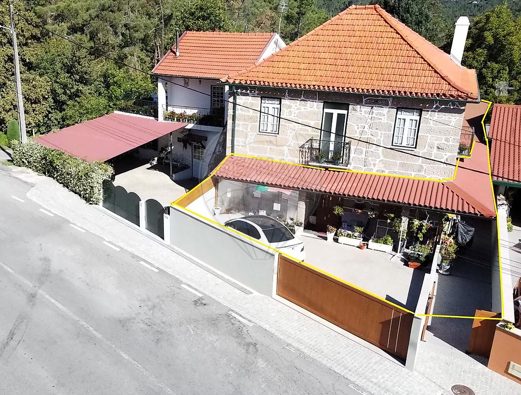 Apartamento T4 à venda em São Pedro do Sul