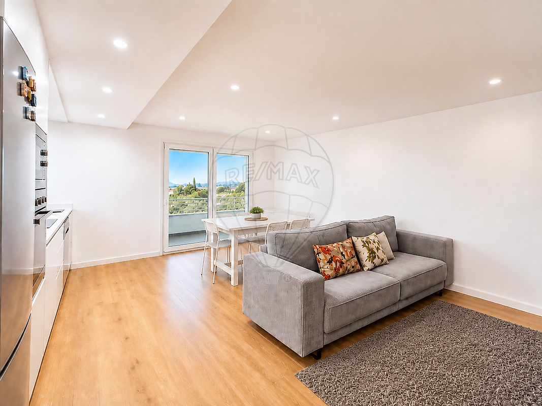 Apartamento T3 à venda em Valença