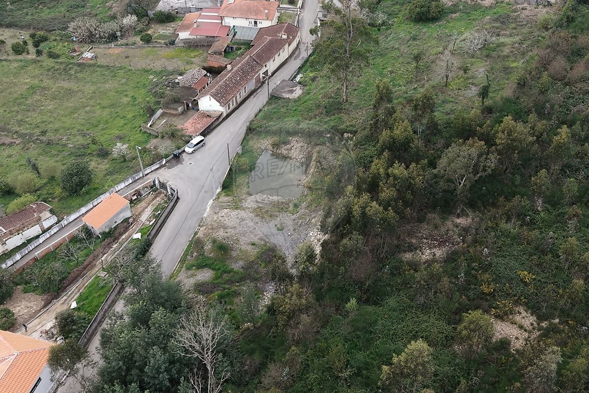 Terreno à venda em Estarreja