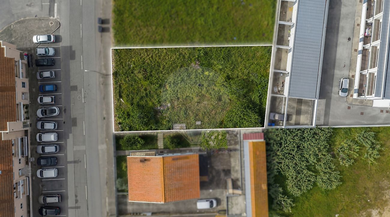 Terreno à venda em Estarreja