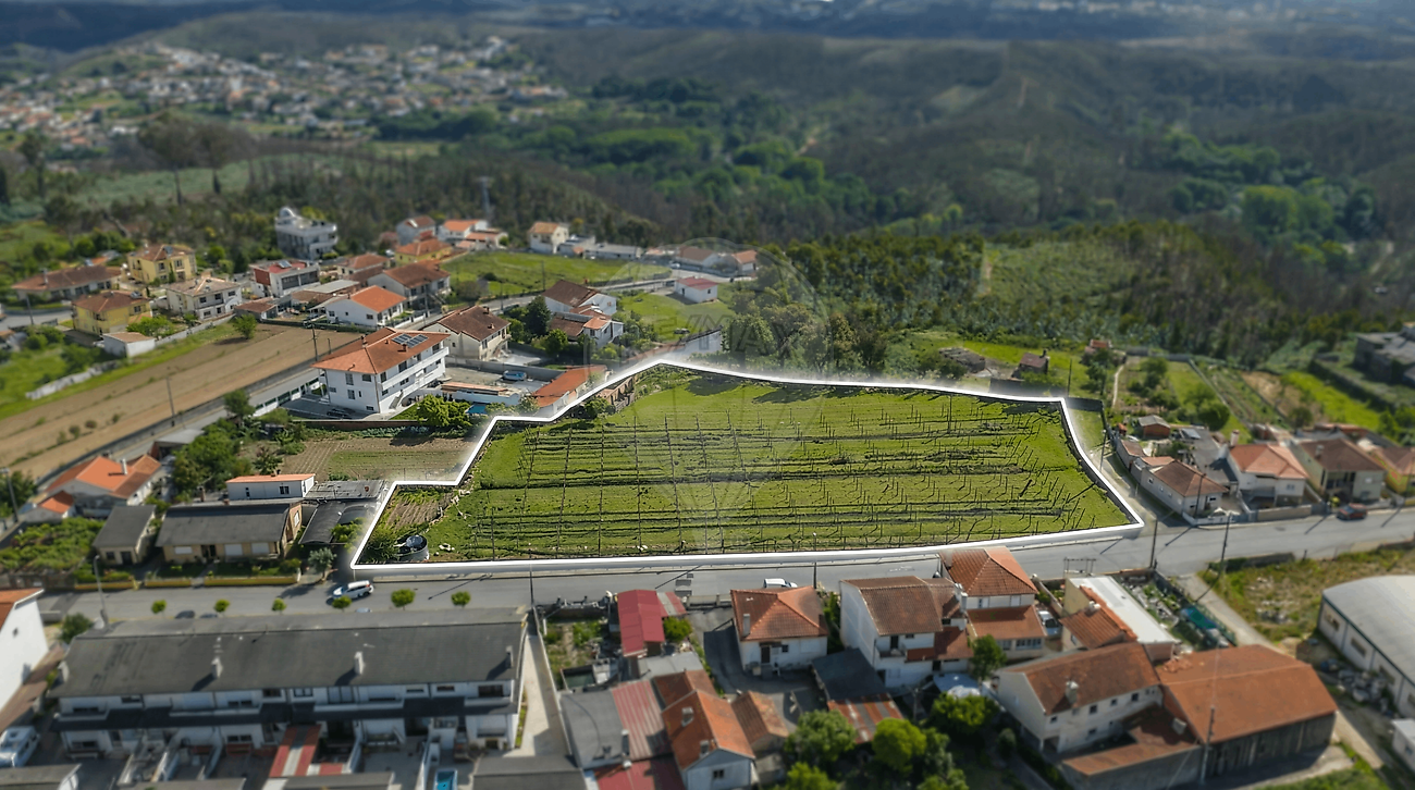 Terreno à venda em Albergaria-a-Velha