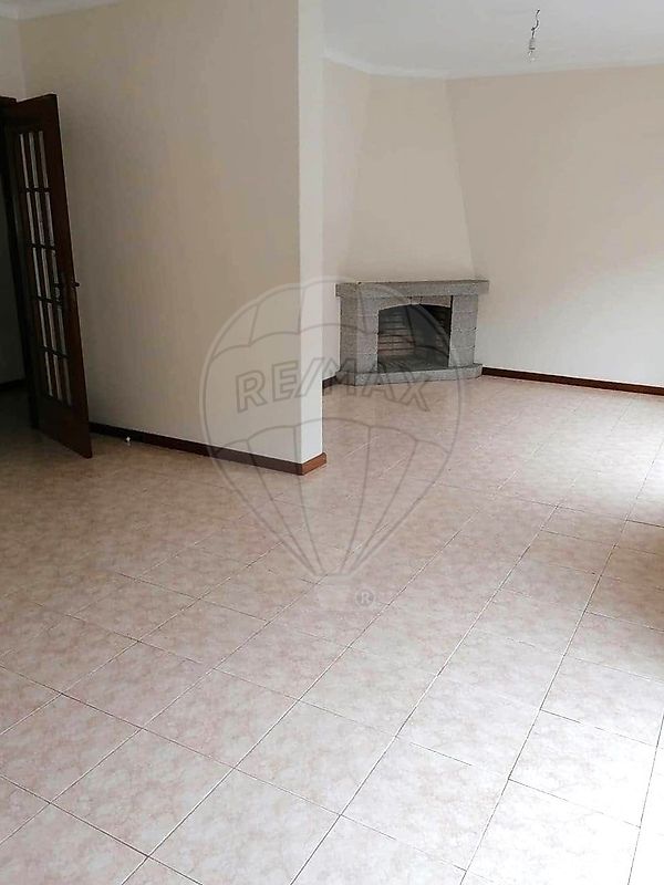 Apartamento T3 à venda em Albergaria-a-Velha e Valmaior, Albergaria-a-Velha — foto 8