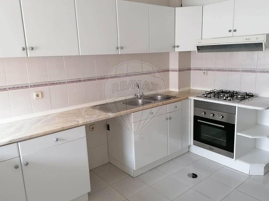 Apartamento T3 em Albergaria-a-Velha e Valmaior, €197.000