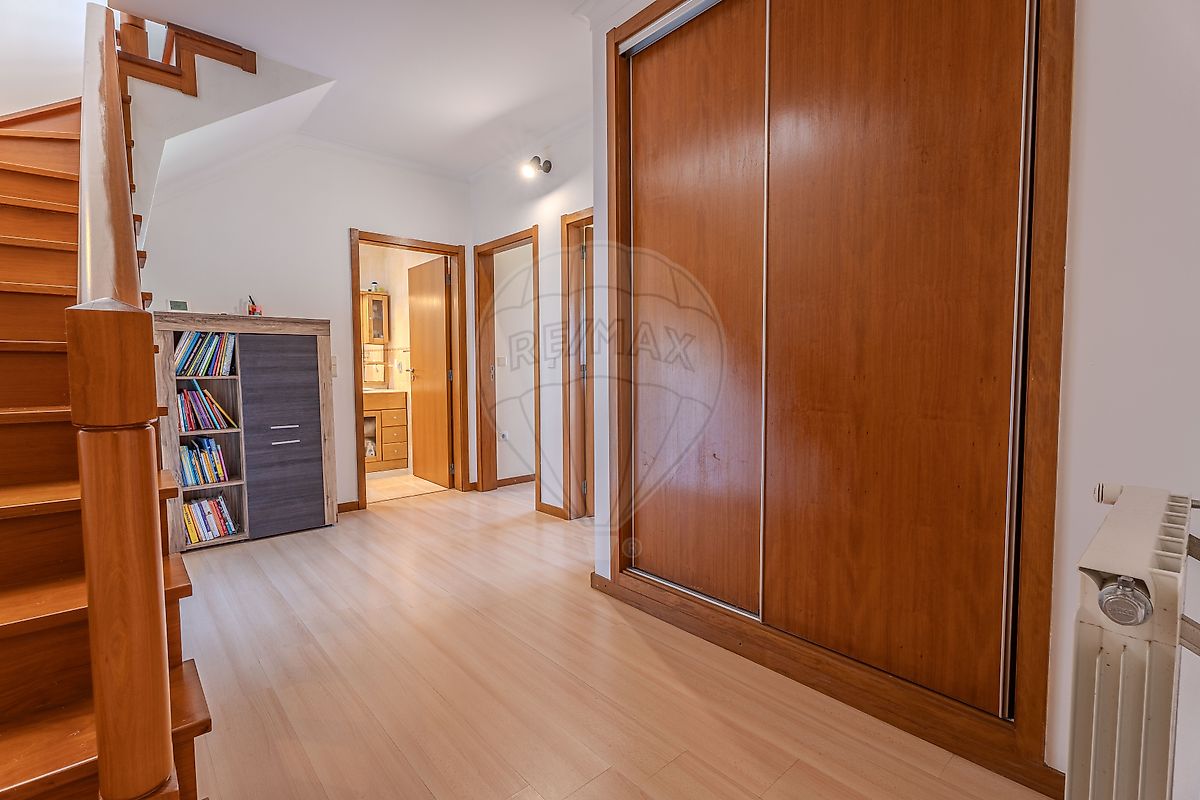 Apartamento T3 em Requeixo, Nossa Senhora de Fátima e Nariz, €296.000