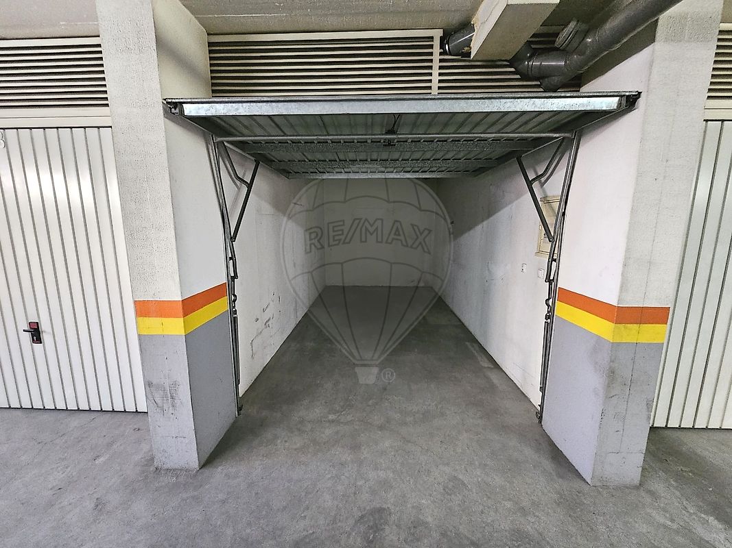 Garagem - Queluz e Belas, Sintra, Lisboa