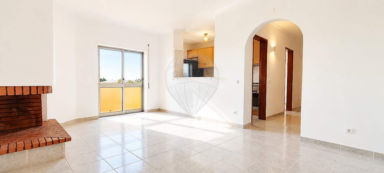Apartamento T2 para arrendar em Almada