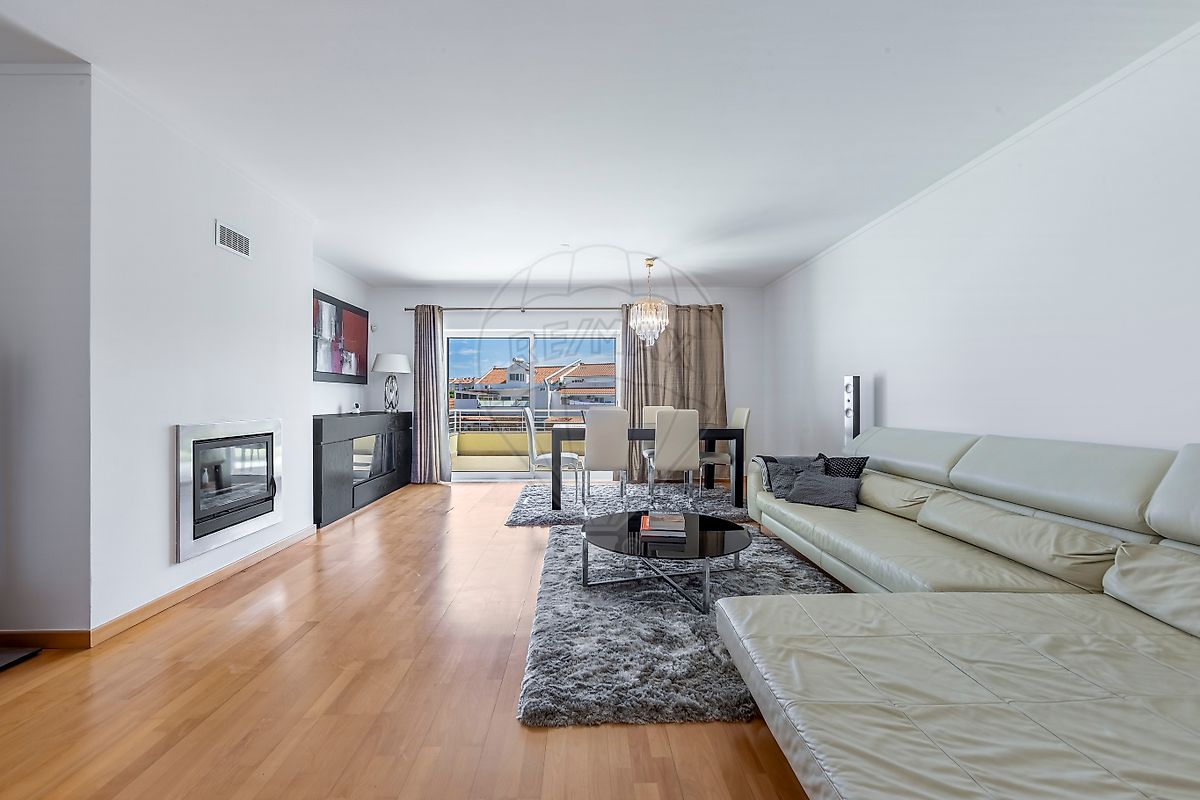 Apartamento T4 para venda