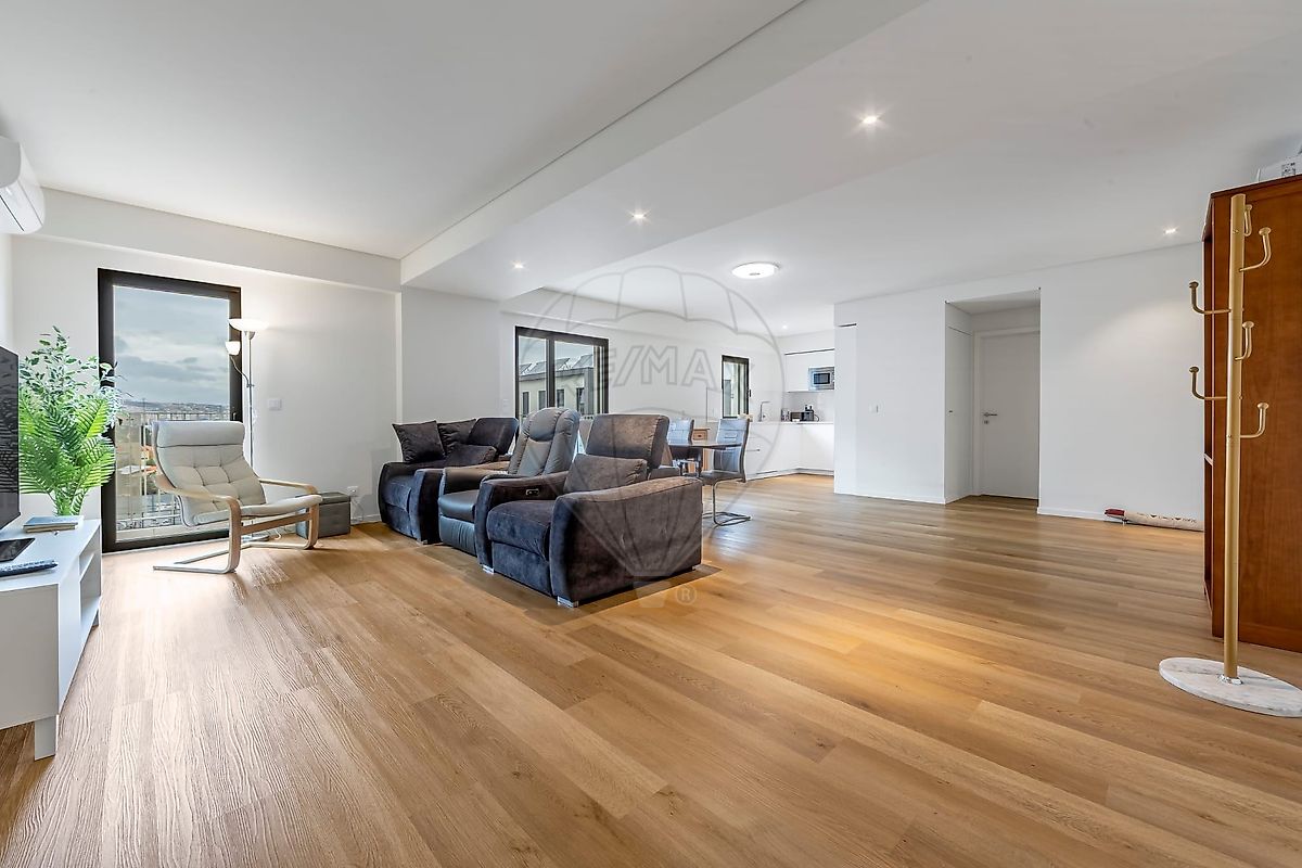 Apartamento T3 à venda em Lisboa