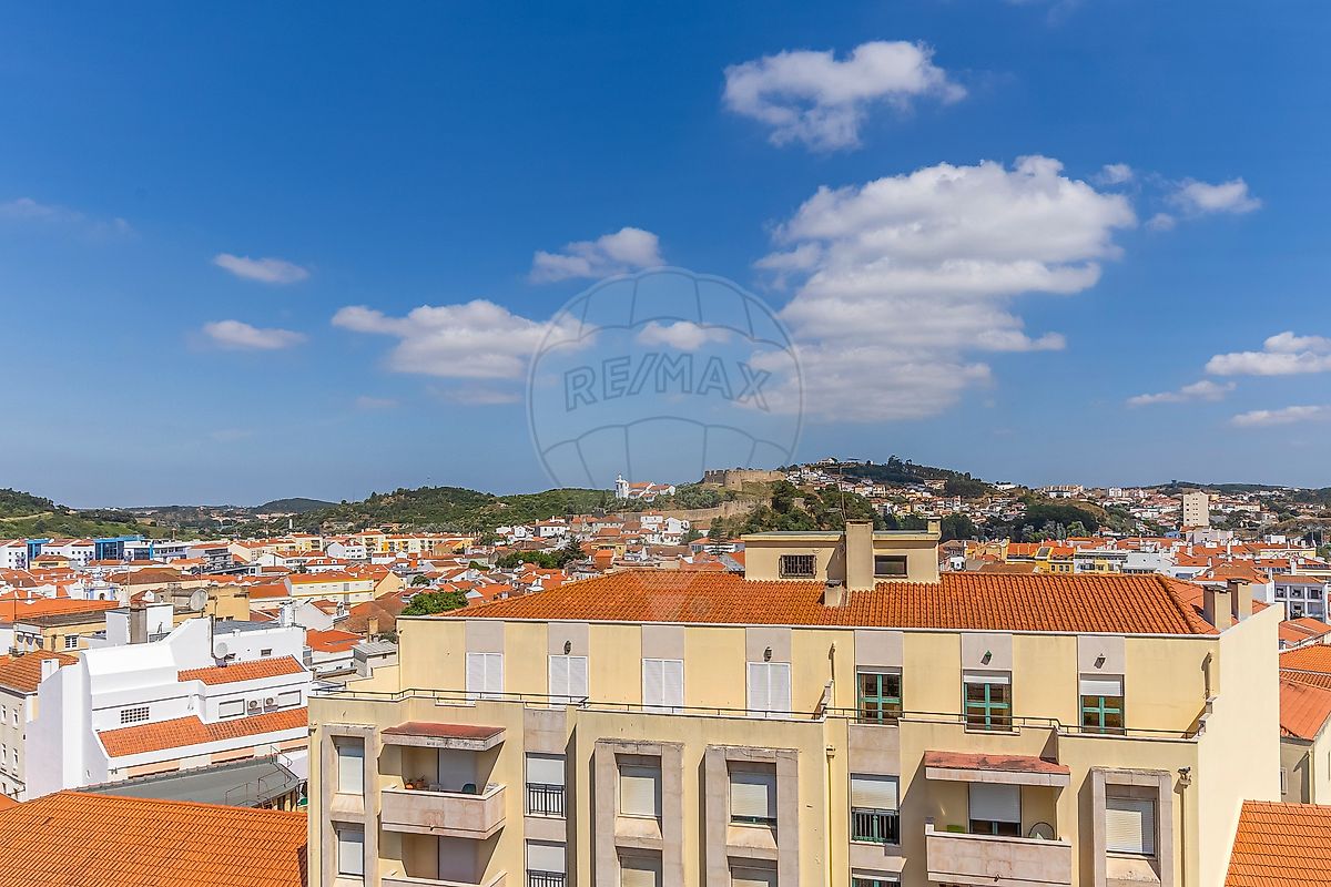 Apartamento T4 à venda em Torres Vedras (São Pedro, Santiago, Santa Maria do Castelo e São Miguel) e Matacães, Torres Vedras — foto 36