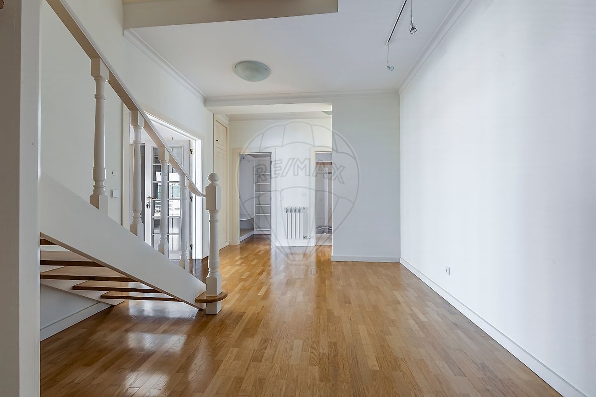 Apartamento T4 à venda em Torres Vedras (São Pedro, Santiago, Santa Maria do Castelo e São Miguel) e Matacães, Torres Vedras — foto 11