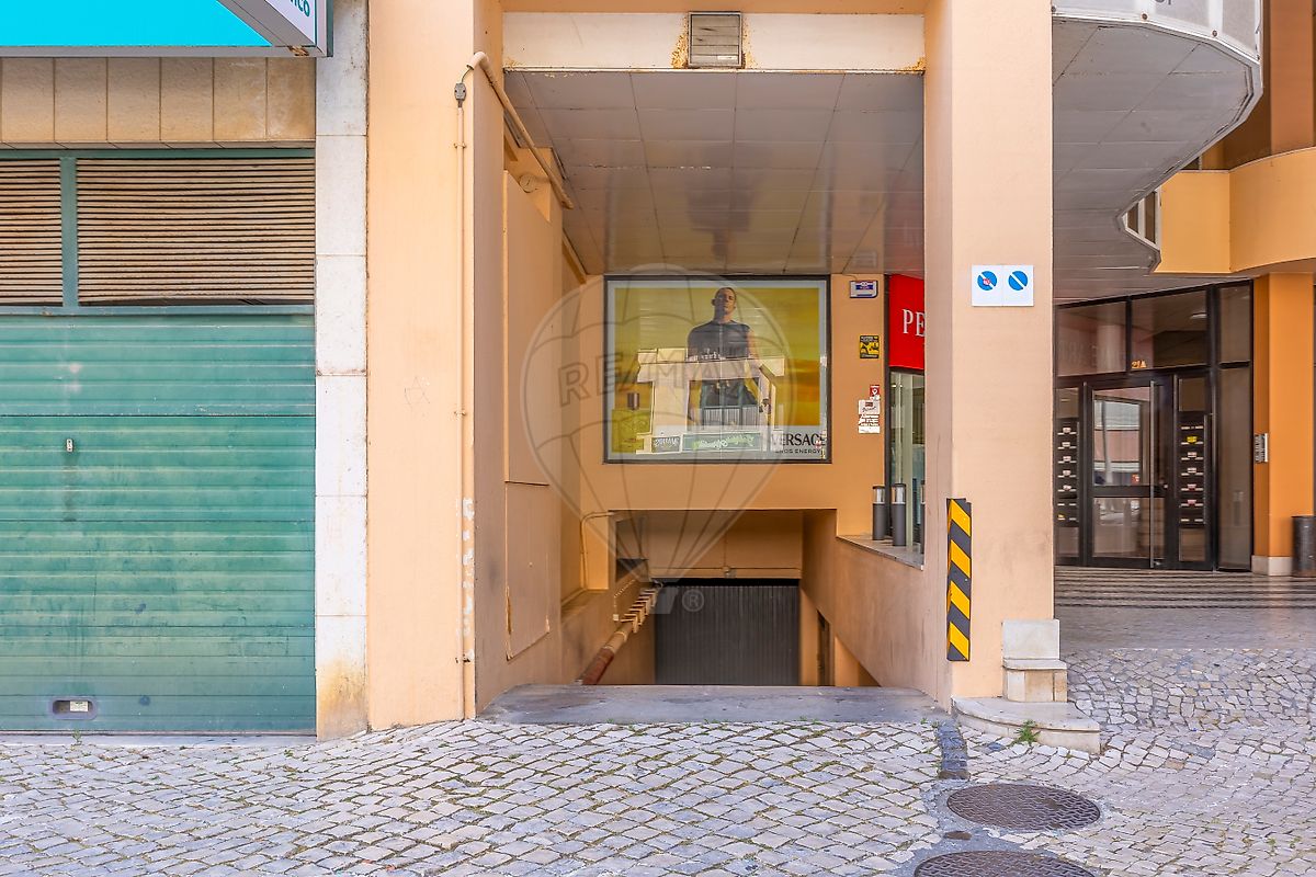 Apartamento T4 à venda em Torres Vedras (São Pedro, Santiago, Santa Maria do Castelo e São Miguel) e Matacães, Torres Vedras — foto 6