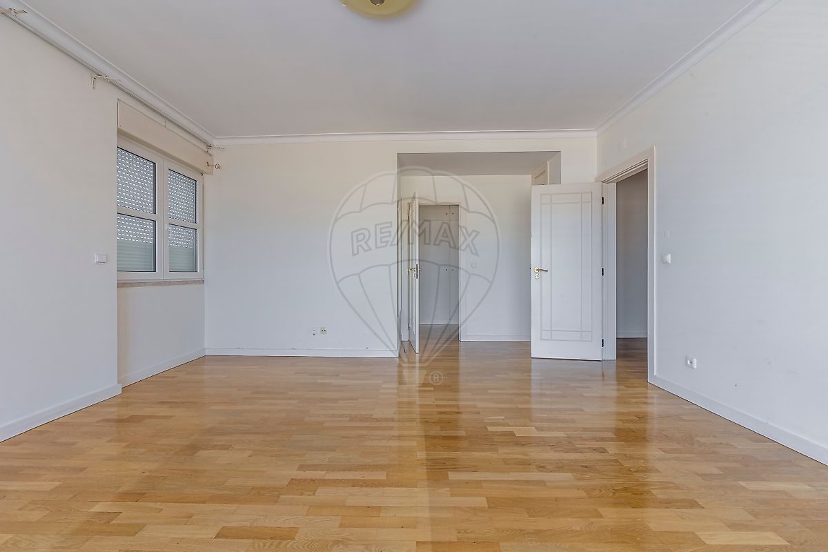 Apartamento T4 à venda em Torres Vedras (São Pedro, Santiago, Santa Maria do Castelo e São Miguel) e Matacães, Torres Vedras — foto 28