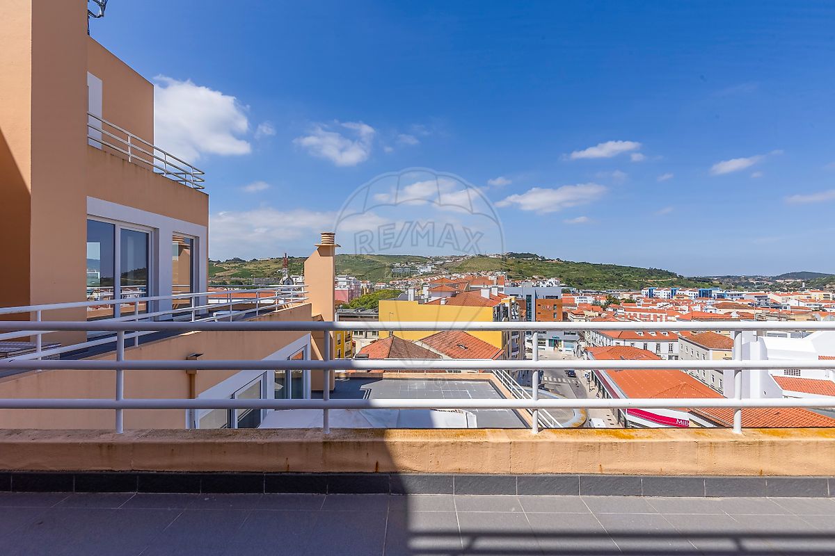 Apartamento T4 à venda em Torres Vedras (São Pedro, Santiago, Santa Maria do Castelo e São Miguel) e Matacães, Torres Vedras — foto 17