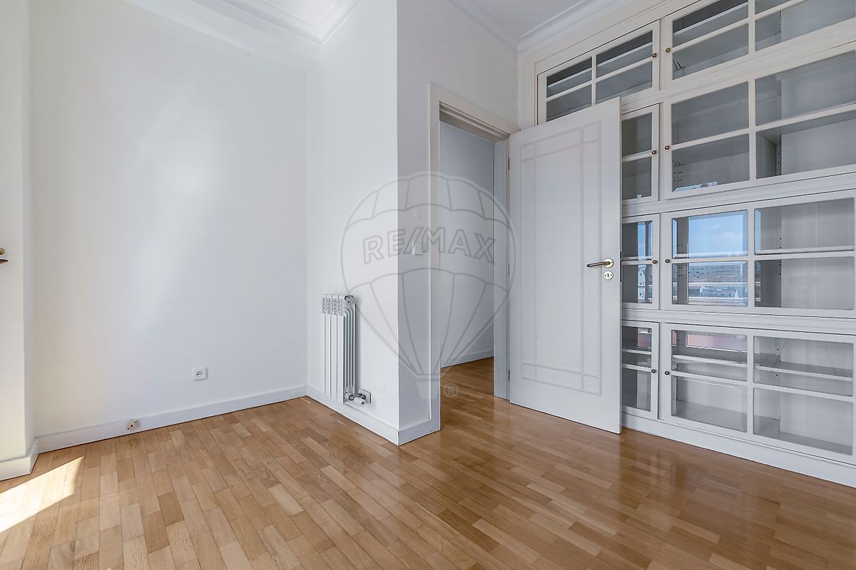 Apartamento T4 à venda em Torres Vedras (São Pedro, Santiago, Santa Maria do Castelo e São Miguel) e Matacães, Torres Vedras — foto 24