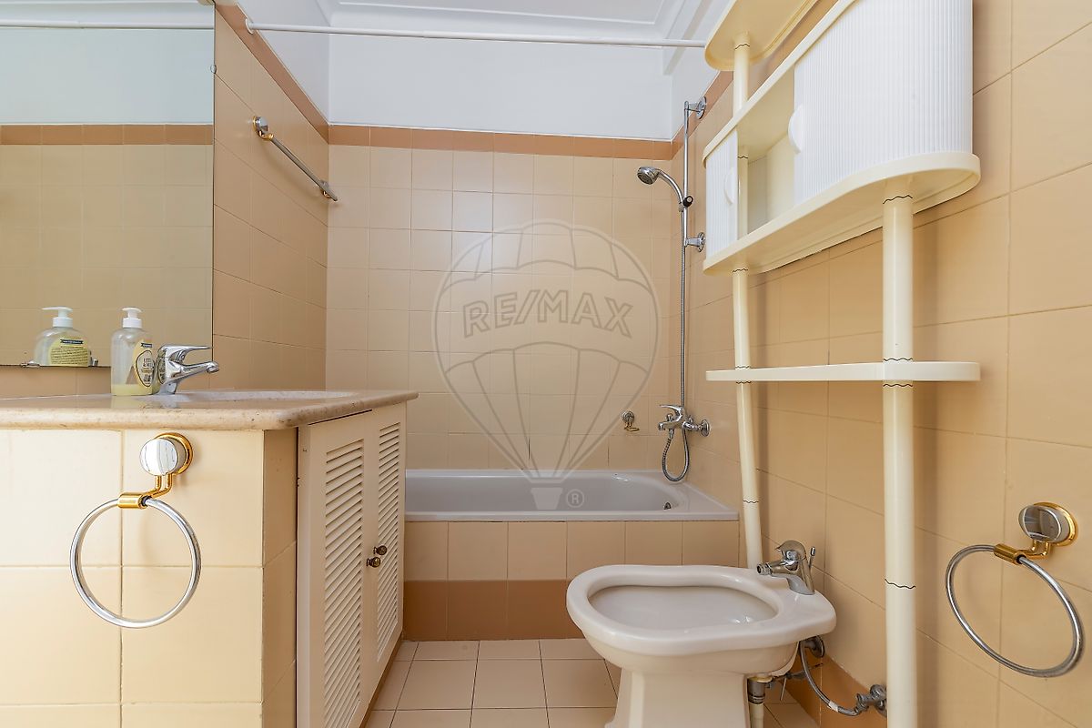 Apartamento T4 à venda em Torres Vedras (São Pedro, Santiago, Santa Maria do Castelo e São Miguel) e Matacães, Torres Vedras — foto 35