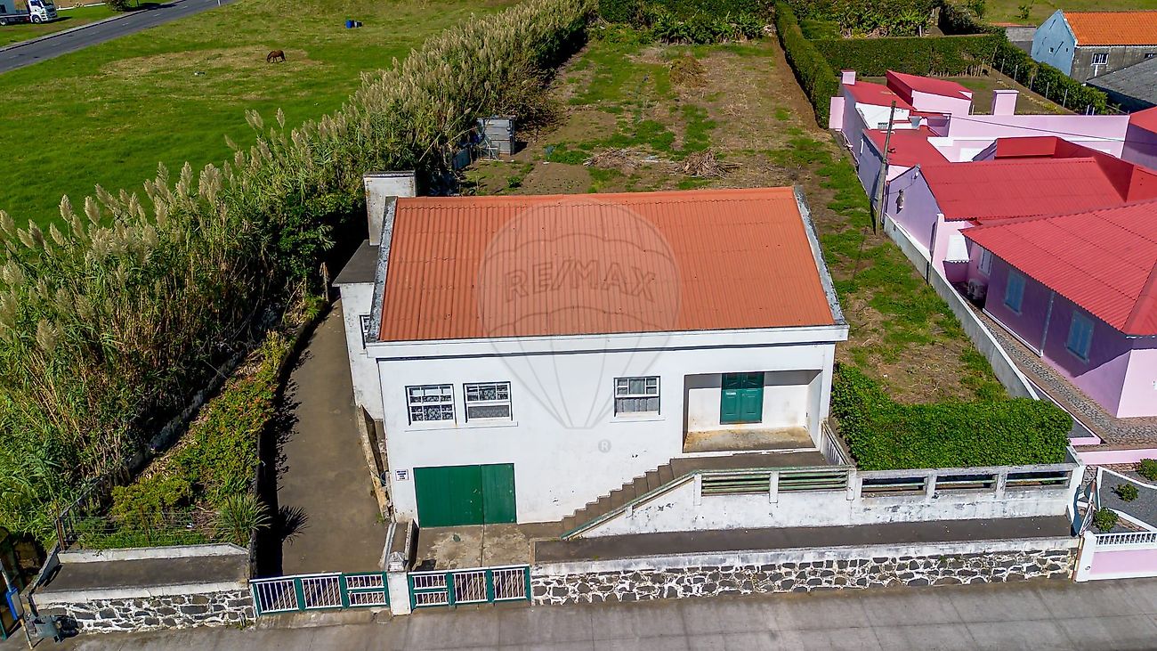 Moradia T3 à venda em Horta (Angústias), Horta — foto 2