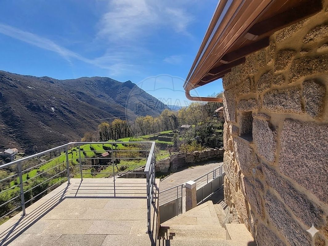 Moradia T1 à venda em Melgaço