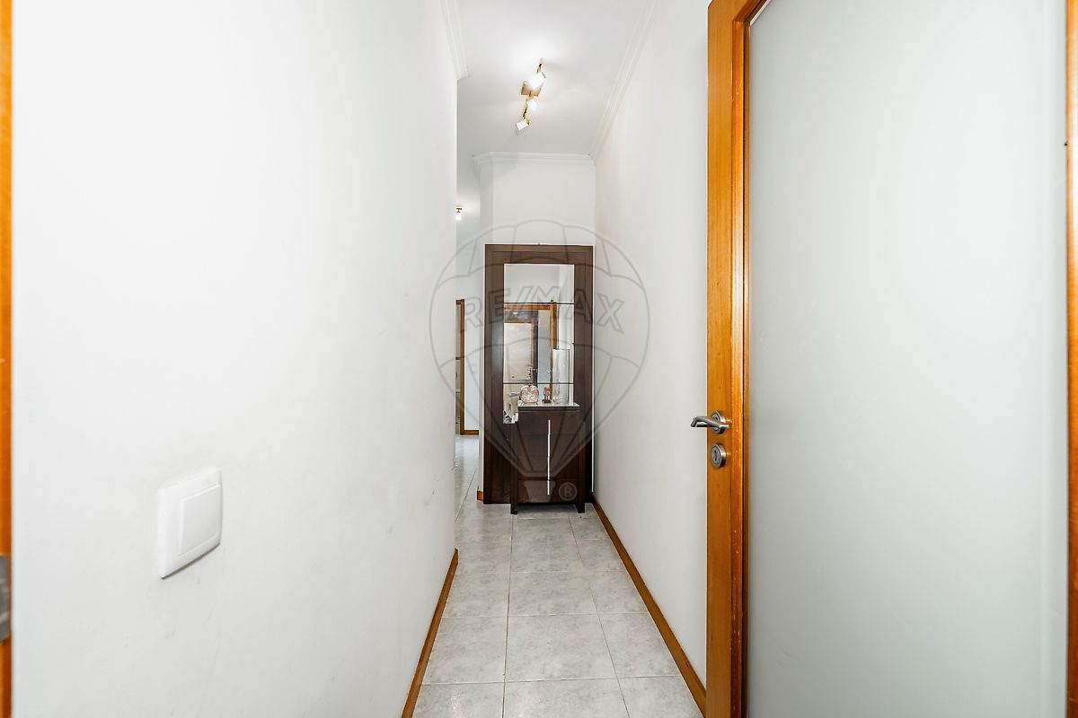 Apartamento T2 à venda em Vila Nova de Famalicão e Calendário, Vila Nova de Famalicão — foto 16