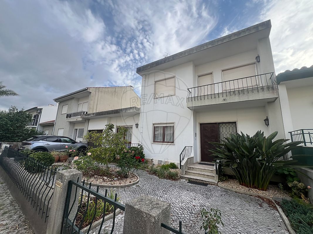 Apartamento T5 à venda em Leiria