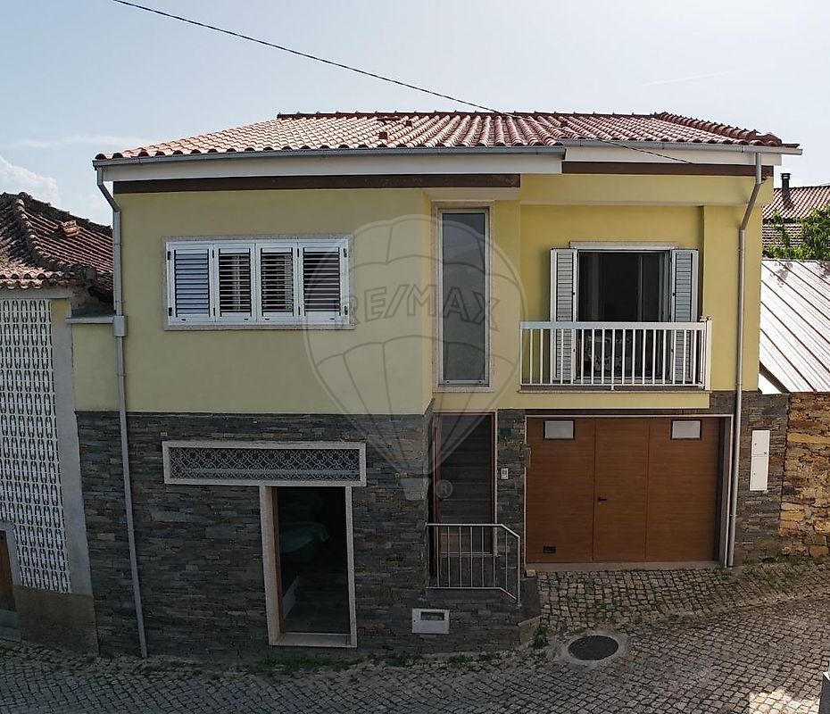 Moradia - Franco e Vila Boa, Mirandela, Bragança
