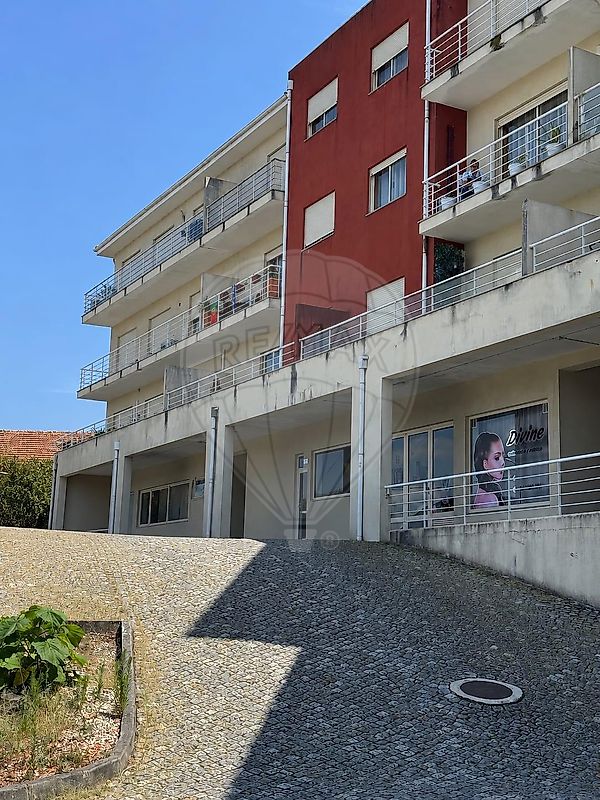 Apartamento T2 à venda em Cinfães