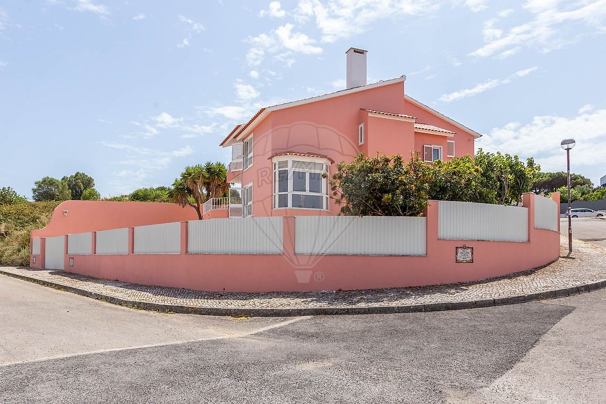 Apartamento T5 à venda em Sintra