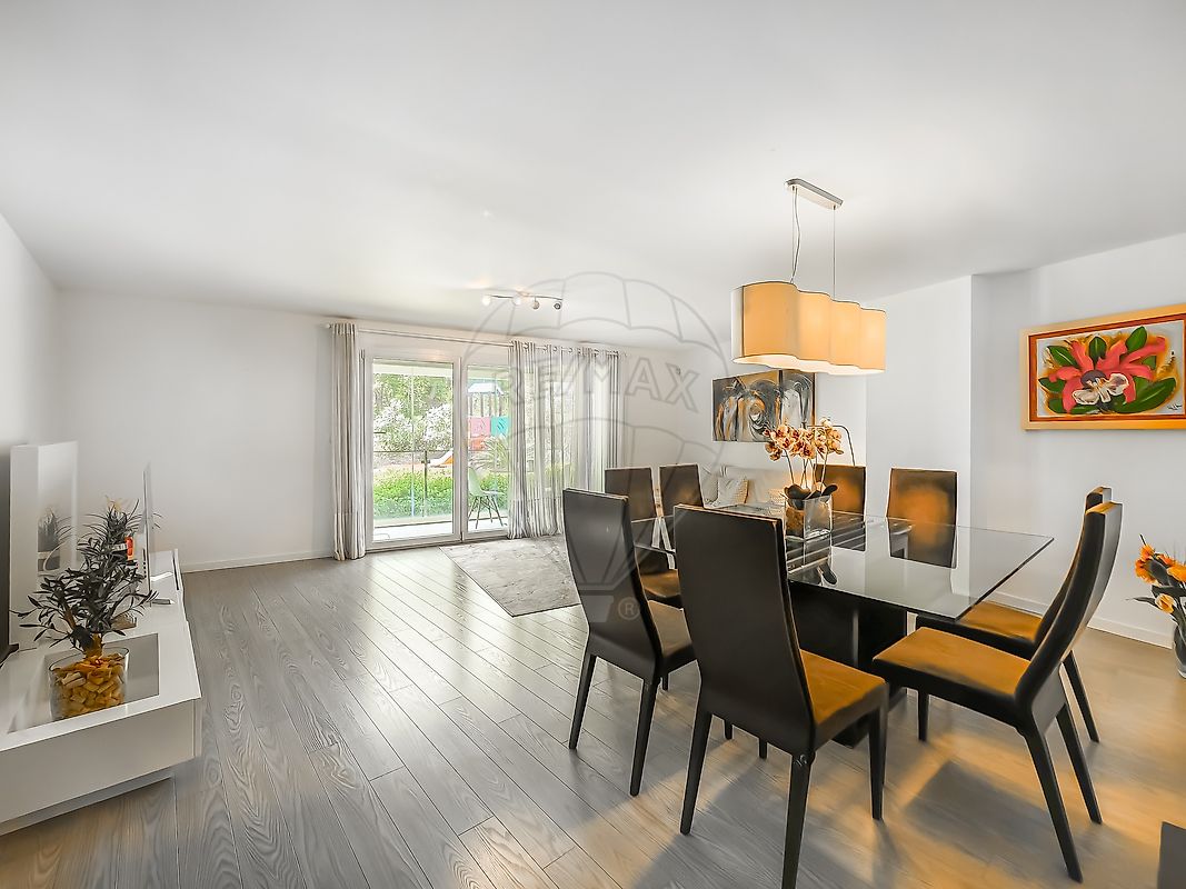 Apartamento T3 à venda em Oeiras