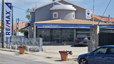 RE/MAX Caparica III