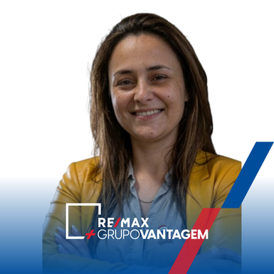 Foto de Carla Ferreira — agente imobiliário