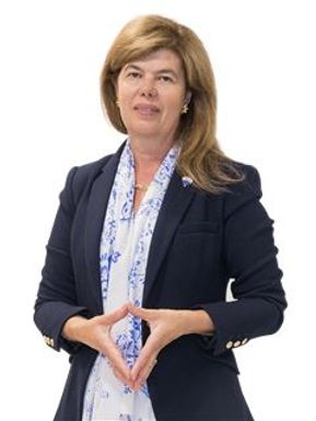 Emília Costa