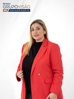 Foto de Mónica Oeiras — agente imobiliário
