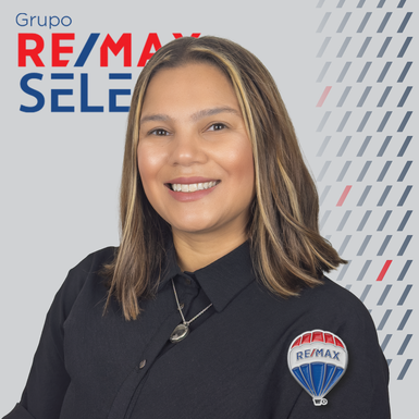 Foto de Cynara Ferreira — agente imobiliário