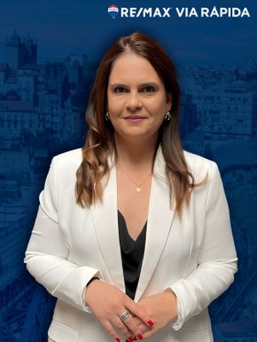 Adriana Alves