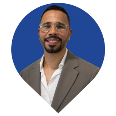Douglas Tavares