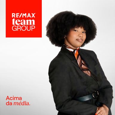Foto de Djenifer Mendes — agente imobiliário