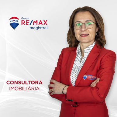 Foto de Olívia Marques — agente imobiliário