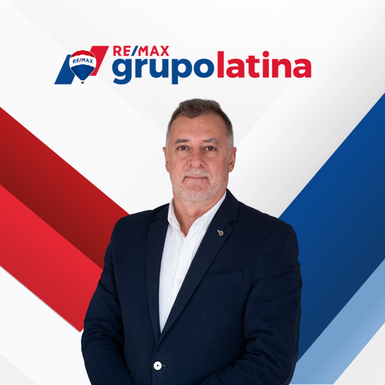 Foto de Carlos Santos — agente imobiliário