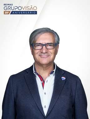 Foto de Júlio Loureiro — agente imobiliário