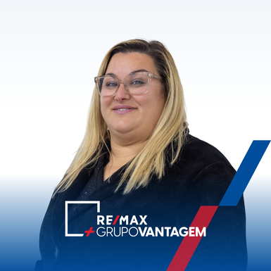 Foto de Carla Alves — agente imobiliário