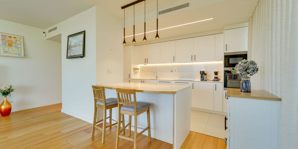 BAYLINE — T2 luxo primeira linha de mar, Armação de Pêra